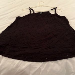 Torrid size 1 eyelet tank top